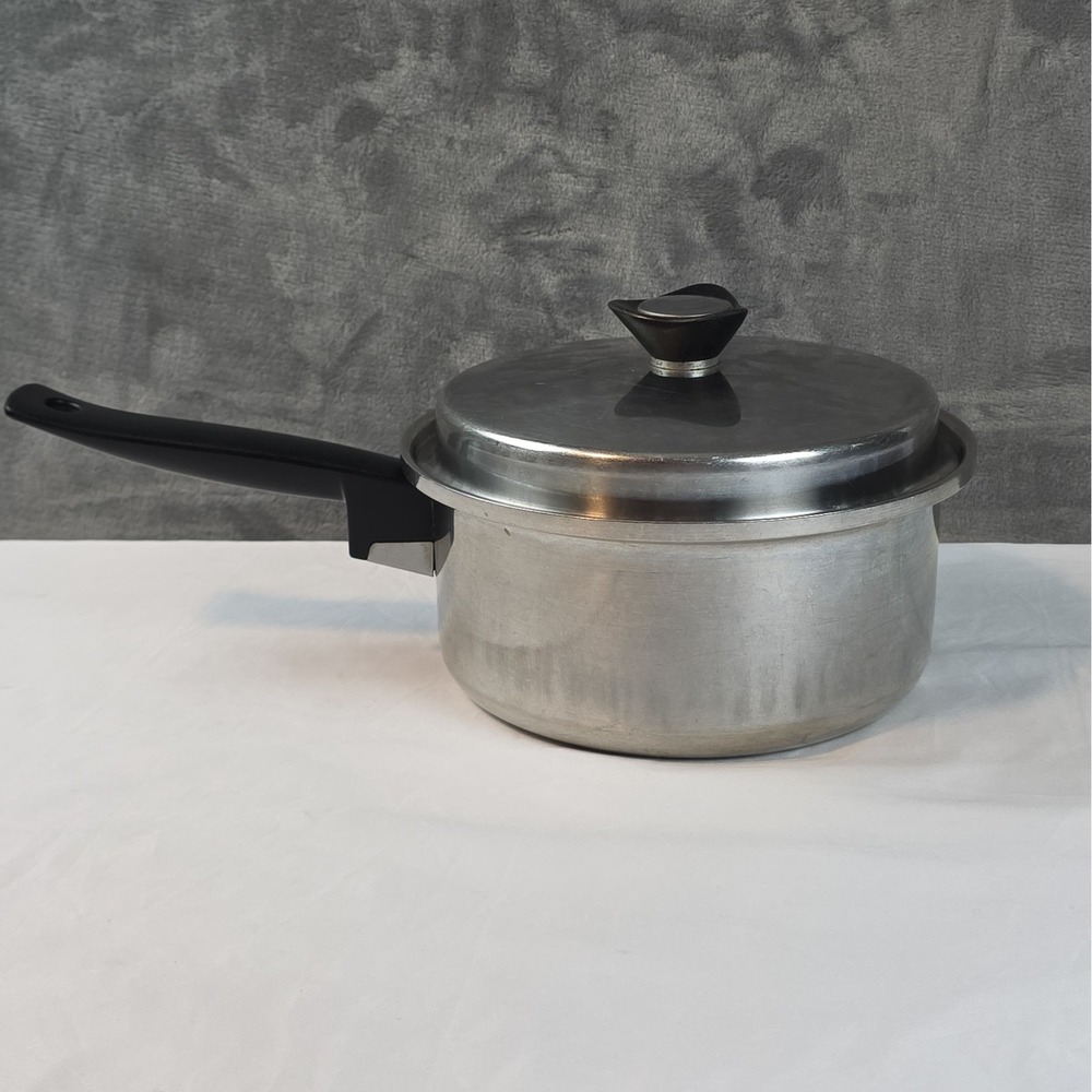 Vintage MAXAM maxam Ply Surgical Stainless 2.25 Qt Sauce Pan With Lid  Please...
